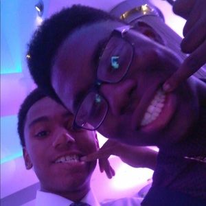 Meet your Posher, Esan